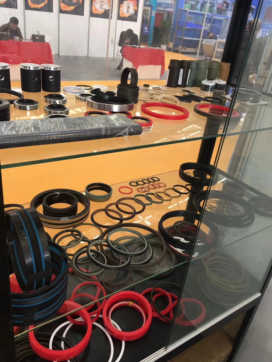 各行業的密封件產品展示
